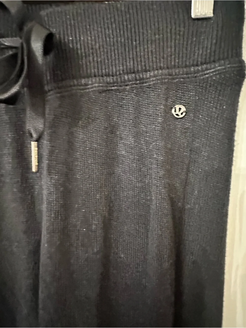Lululemon Sweet Savasana Sweater Pant Heathered Black, size 4